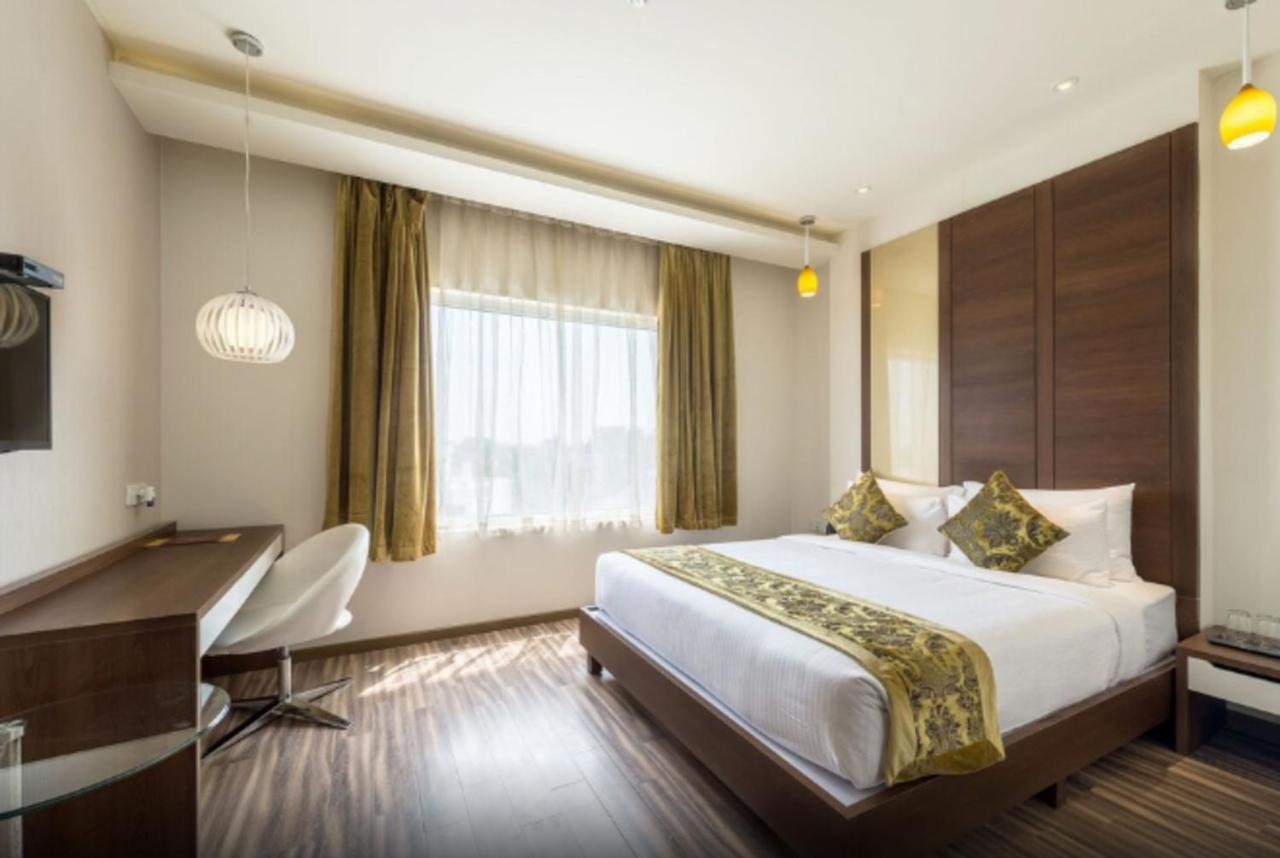 Jagadish Brigade Hotel بنغالور المظهر الخارجي الصورة